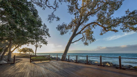 Oaks Hervey Bay Resort And Spa - Phillip Island Accommodation 5