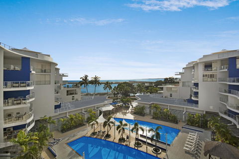 Oaks Hervey Bay Resort And Spa - Phillip Island Accommodation 1