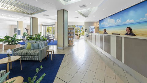 Oaks Hervey Bay Resort And Spa - Phillip Island Accommodation 9
