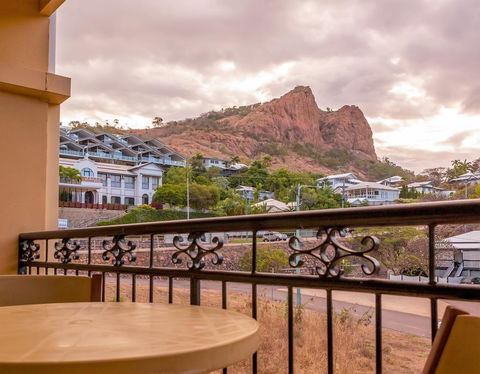 The Robert Towns - Phillip Island Accommodation 8