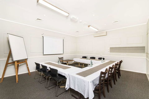 The Robert Towns - Phillip Island Accommodation 19