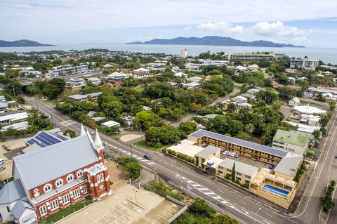 The Robert Towns - Phillip Island Accommodation 9