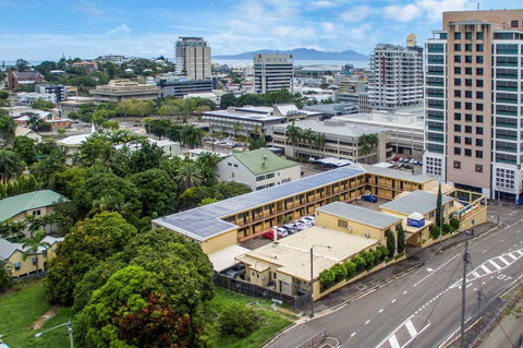 The Robert Towns - Phillip Island Accommodation 24