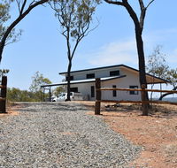 Ironbark House - Phillip Island Accommodation