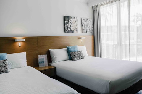 Novotel Cairns Oasis Resort - Phillip Island Accommodation 25
