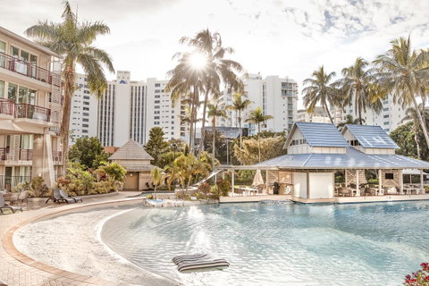 Novotel Cairns Oasis Resort - Phillip Island Accommodation 1