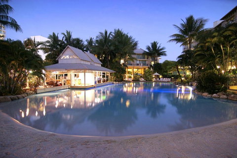 Novotel Cairns Oasis Resort - Phillip Island Accommodation 28