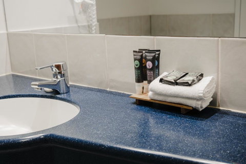 Novotel Cairns Oasis Resort - Phillip Island Accommodation 24