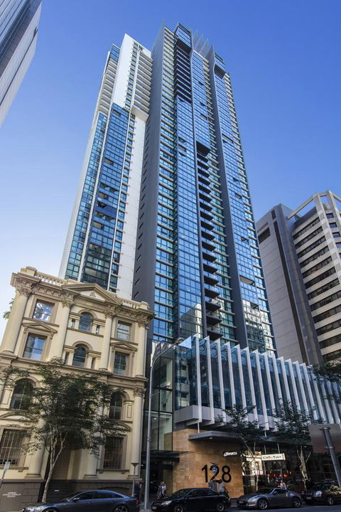 Oaks Brisbane On Charlotte Suites - Phillip Island Accommodation 3