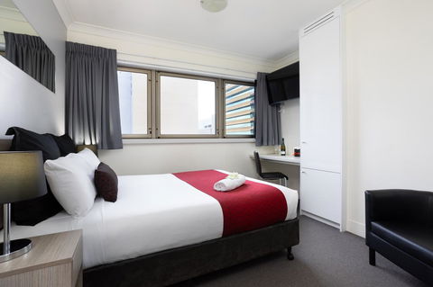 George Williams Hotel - Phillip Island Accommodation 11