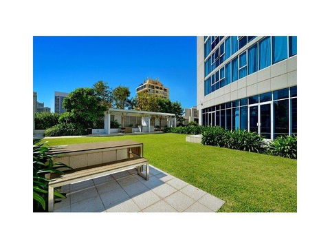 H Star Residences-- Paradise Stayz - Phillip Island Accommodation 7