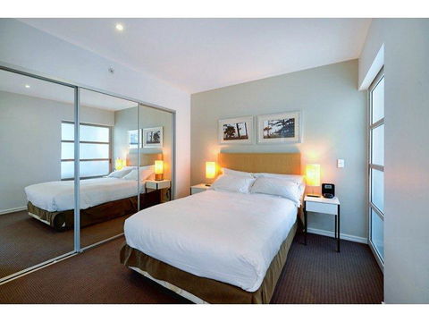 H Star Residences-- Paradise Stayz - Phillip Island Accommodation 8