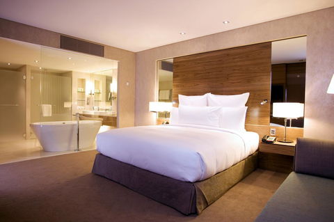 Hilton Brisbane - Phillip Island Accommodation 7