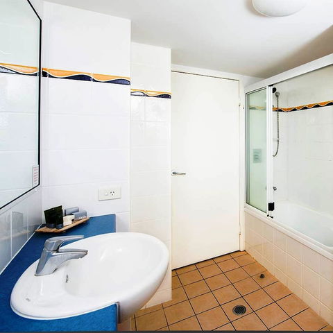 Mantra Hervey Bay - Phillip Island Accommodation 10