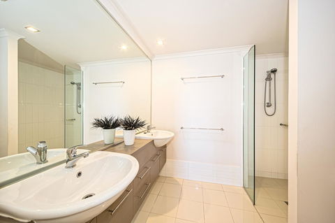 On The Bay Apartments - Phillip Island Accommodation 18