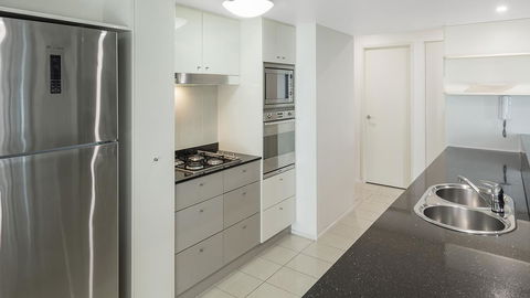 Oaks Brisbane On Felix Suites - Phillip Island Accommodation 4