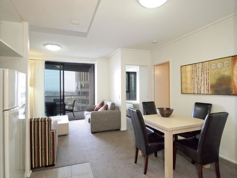 Oaks Brisbane On Felix Suites - Phillip Island Accommodation 23