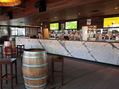 Eatons Hill Hotel - Phillip Island Accommodation 38