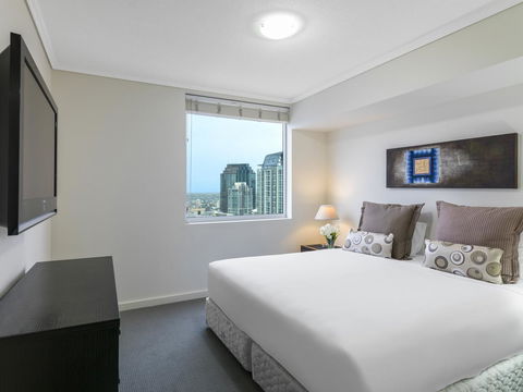 Oaks Brisbane Casino Tower Suites - Phillip Island Accommodation 6