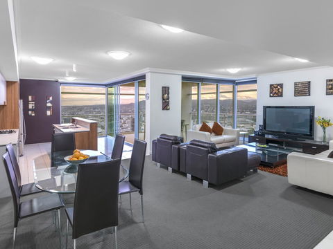 Oaks Brisbane Casino Tower Suites - Phillip Island Accommodation 12