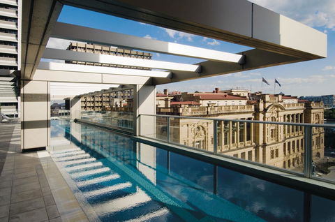 Oaks Brisbane Casino Tower Suites - Phillip Island Accommodation 2