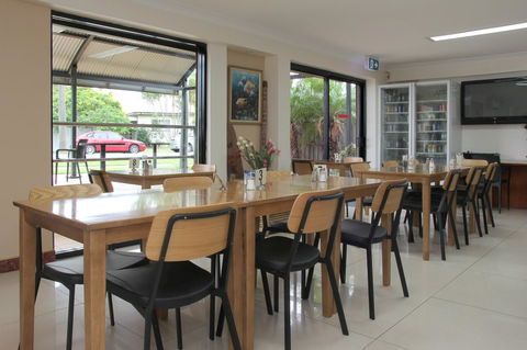 Novena Palms Motel - Phillip Island Accommodation 27