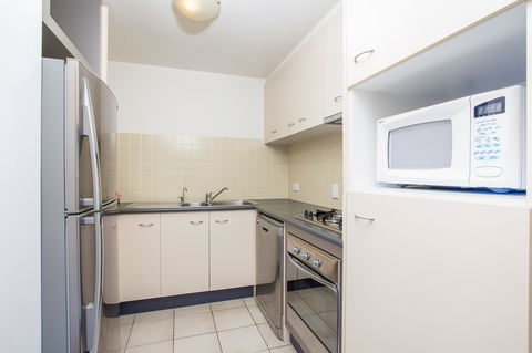 Republic Apartments Brisbane City - Phillip Island Accommodation 26