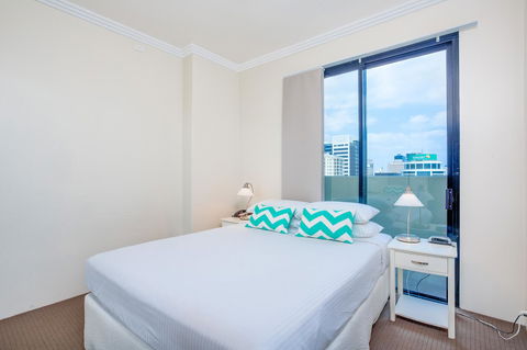 Republic Apartments Brisbane City - Phillip Island Accommodation 8