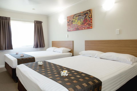 Cairns Colonial Club Resort - Phillip Island Accommodation 32