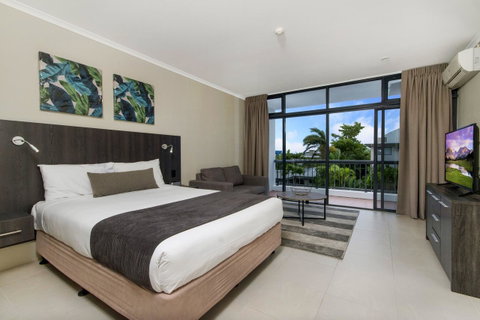 Sunshine Tower Hotel - Phillip Island Accommodation 1
