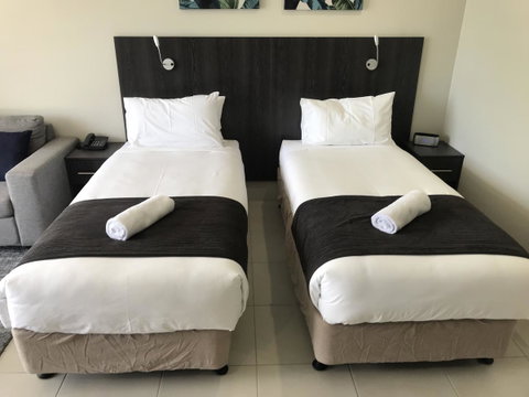 Sunshine Tower Hotel - Phillip Island Accommodation 6