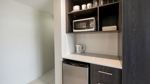Sunshine Tower Hotel - Phillip Island Accommodation 8