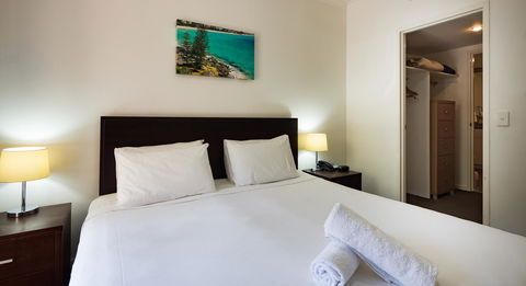 Swell Resort Burleigh Heads - Phillip Island Accommodation 38