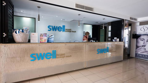 Swell Resort Burleigh Heads - Phillip Island Accommodation 14