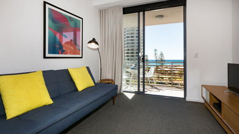 Swell Resort Burleigh Heads - Phillip Island Accommodation 2