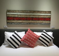 Calamvale Hotel Suites and Conference Centre - Phillip Island Accommodation