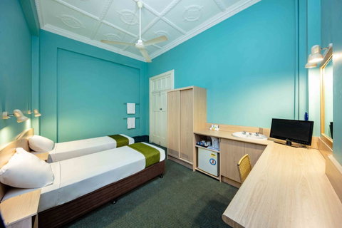 Hides Hotel - Phillip Island Accommodation 17