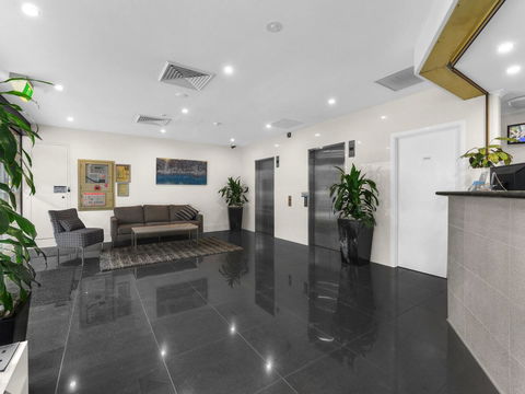 Central Brunswick Apartment Hotel - Phillip Island Accommodation 24