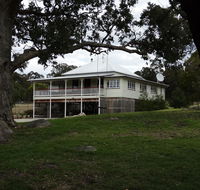 Loughmore House - Phillip Island Accommodation