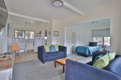 Pale Pacific Holiday Units - Phillip Island Accommodation 16