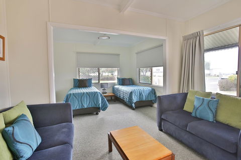 Pale Pacific Holiday Units - Phillip Island Accommodation 11