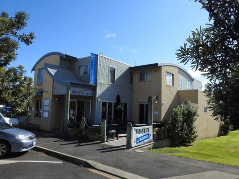 Waves Luxury Suites - Phillip Island Accommodation 3