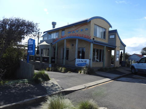 Waves Luxury Suites - Phillip Island Accommodation 2