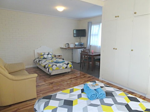 Whyalla Country Inn Motel - Phillip Island Accommodation 1