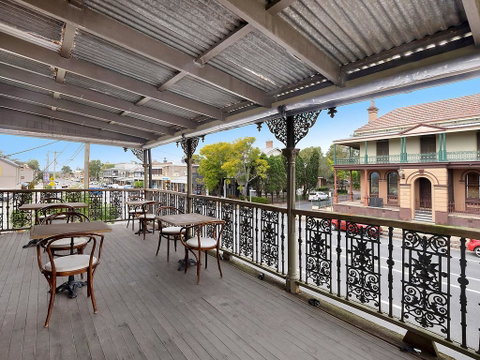 William Arnott Hotel - Phillip Island Accommodation 1