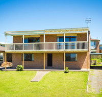 Williams Wonder - Large Beach House - Phillip Island Accommodation