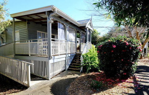 Wisteria Cottage 95 Main Western Road - Phillip Island Accommodation 2