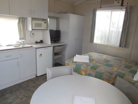 Wodonga Caravan & Cabin Park - Phillip Island Accommodation 2