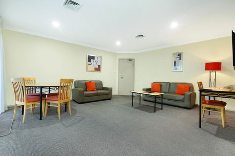 Wollongong Serviced Apartments - Phillip Island Accommodation 1