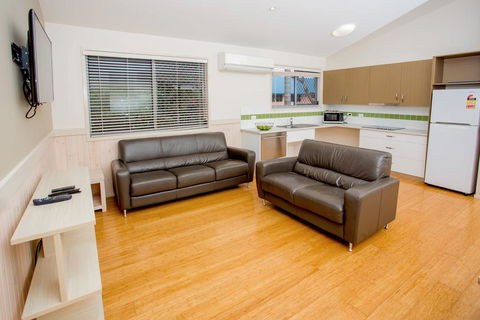 Woolgoolga Lakeside Holiday Park - Phillip Island Accommodation 1